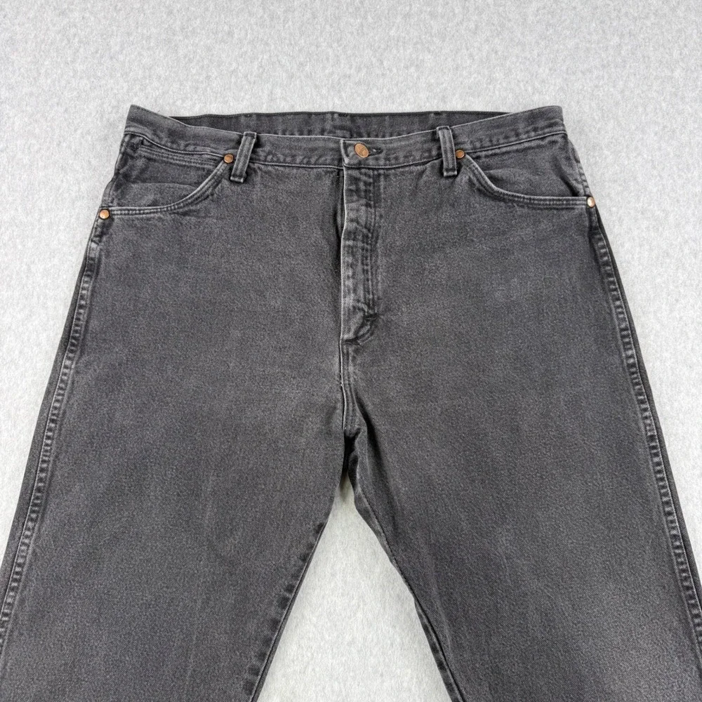 Wrangler Jeans Mens 38x32 (Fits 38x31) Black 13MWZW Cowboy Cut Western‎ Denim